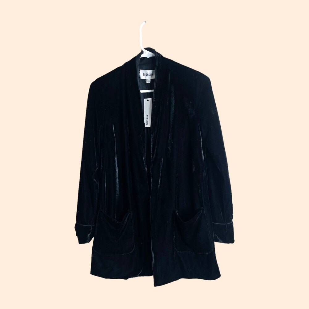 BB Dakota Midnight Velvet Blazer